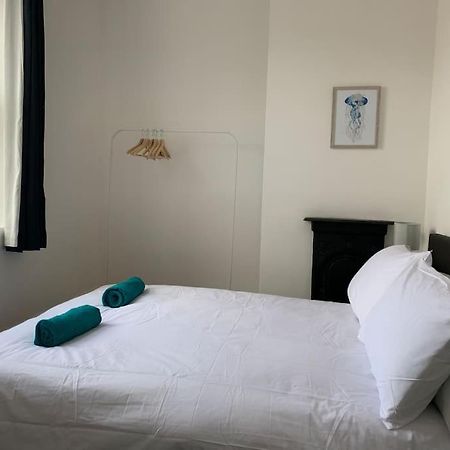 2 Double Bedroom Flat, Central Location Bristol Dış mekan fotoğraf