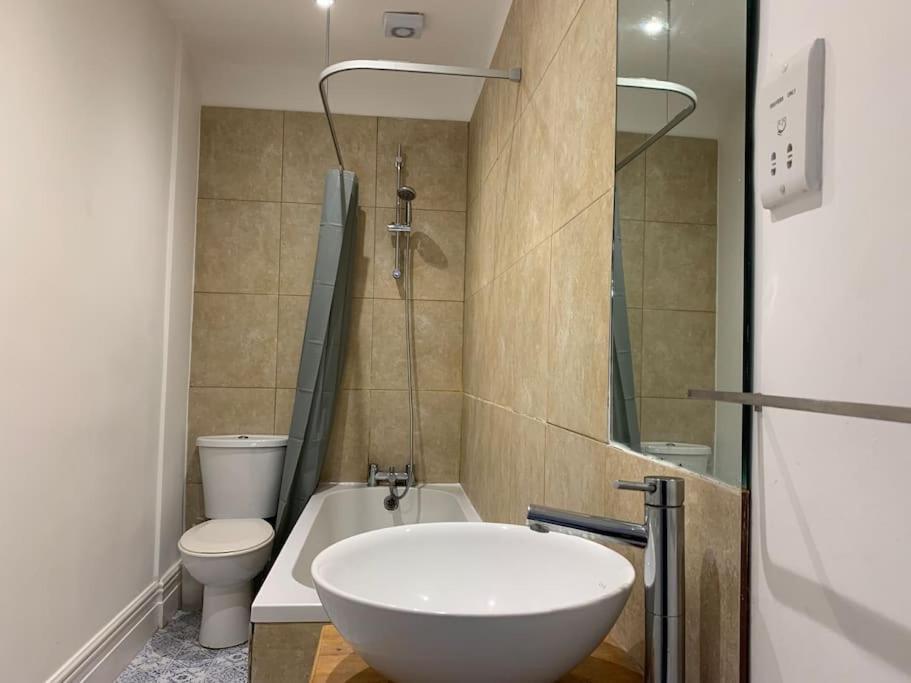 2 Double Bedroom Flat, Central Location Bristol Dış mekan fotoğraf